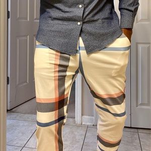 Men Plaid Slim Fit Plaid Print Pants.